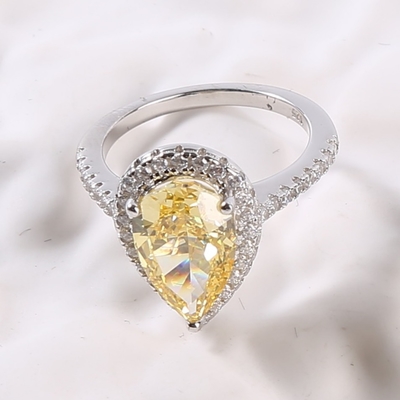 빛을 내는 절단 배는 2.6g 925 은 CZ 반지 스터링 실버 다이아몬드 반지를 형성했습니다